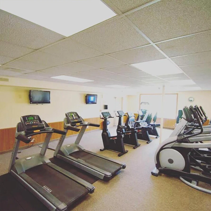 fox hills golf course mishicot wi amenities fitness